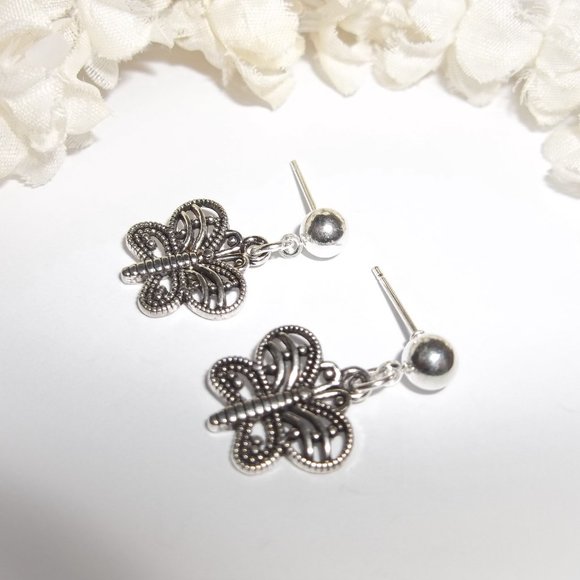 Silver Butterfly Earrings Post Stud Jewelry Minimalist Style Gift Idea Girl A184 - Picture 4 of 8